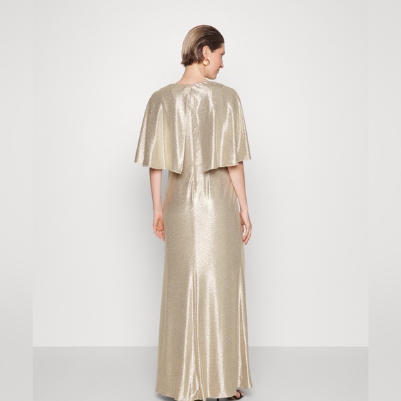 Evening gown. - Picture 2 of 8